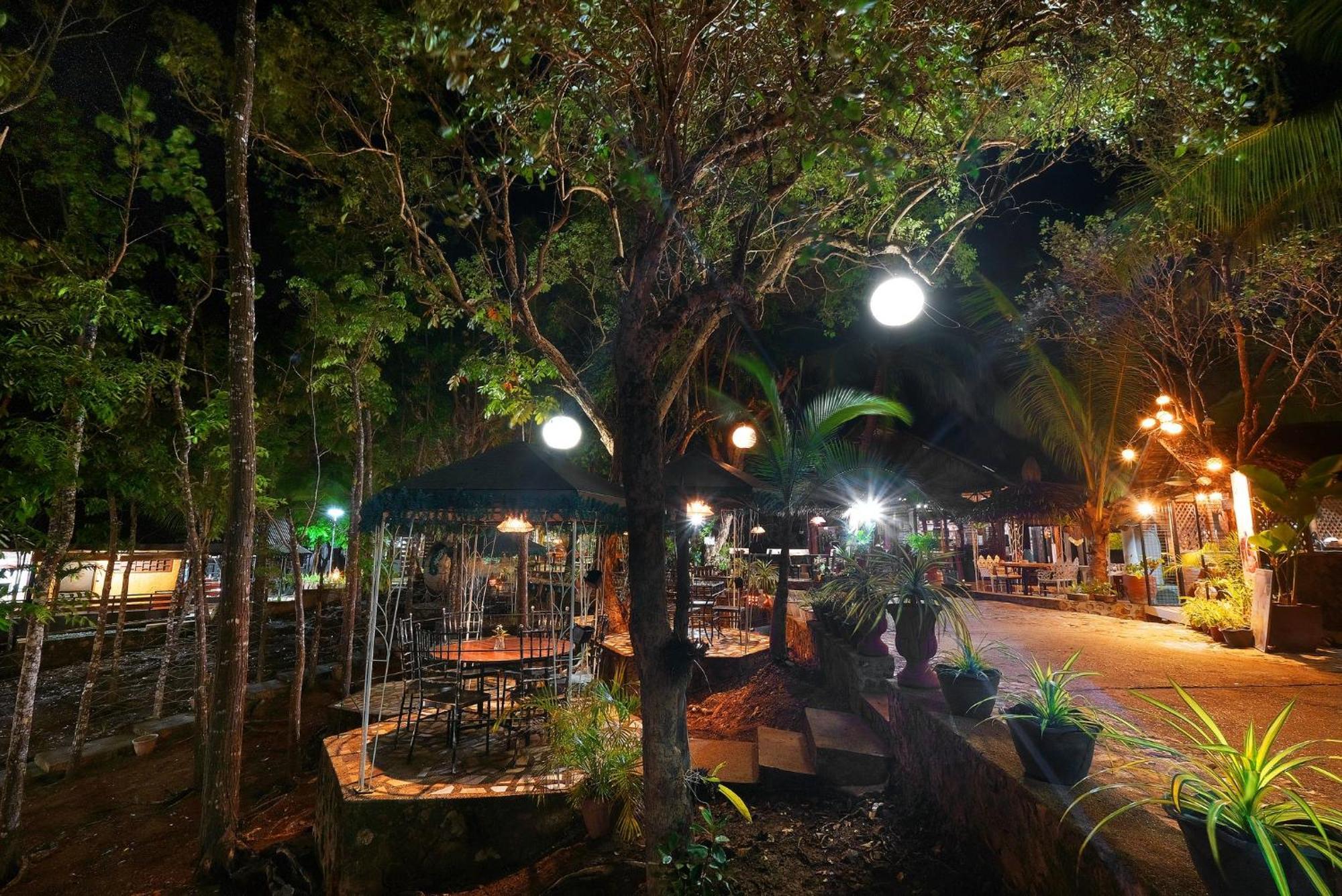 קורון Villa Khadine Grand Vista Resort מראה חיצוני תמונה