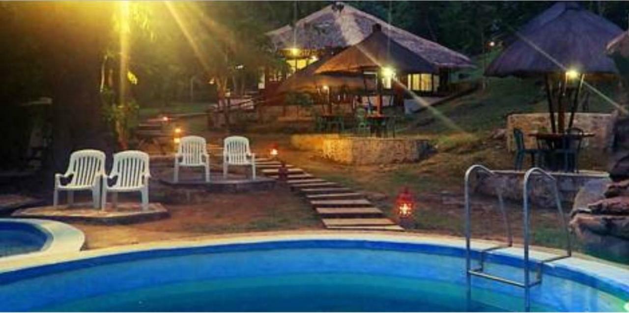 קורון Villa Khadine Grand Vista Resort מראה חיצוני תמונה